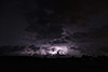 Das Gewitter zog mit vielen Blitzen ab.