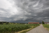 Das Gewitter schwächt sich schnell wieder ab: